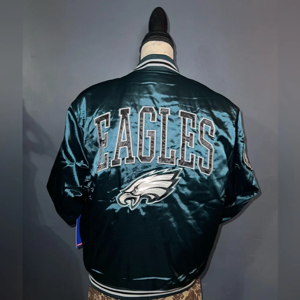 Philadelphia Eagles Satin Bomber Jacket (L)🏈 - Picture 3 of 7